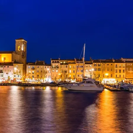 Au Calme Avec Jardin, Parking, Clim, Proche De ! * La Ciotat