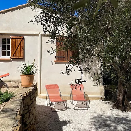Au Calme Avec Jardin, Parking, Clim, Proche De ! * La Ciotat